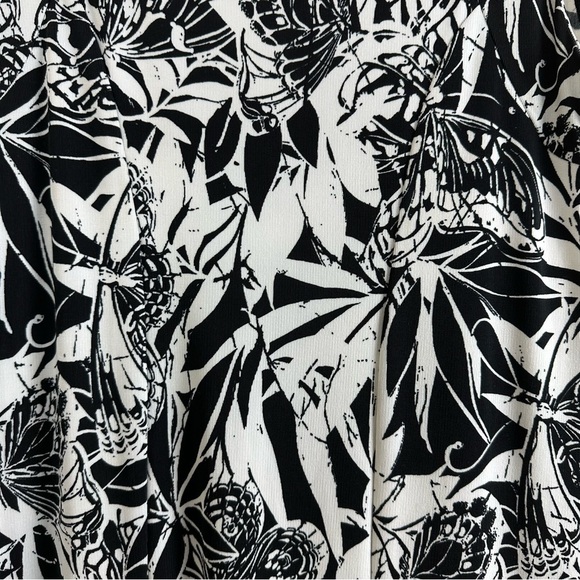 Additions by Chico’s Jersey Knit Dress black&white canvass sketch style size 0 - Picture 4 of 5